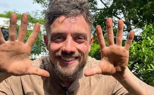 
          Imagem ilustrativa da imagem Rafael Cardoso abre o jogo sobre depressão: 'é horrível'
          