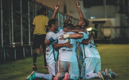 
          Imagem ilustrativa da imagem Real Noroeste vira sobre o Vilavelhense e consegue a primeira vitória no Capixabão
          