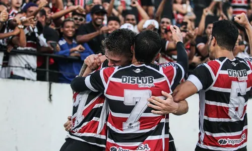 
          Imagem ilustrativa da imagem Santa Cruz chega à liderança do Pernambucano e bate recorde de público
          