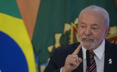 
          Imagem ilustrativa da imagem 'Se taxar aço, vamos reagir', diz Lula sobre medidas de Trump
          