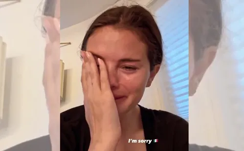 
          Imagem ilustrativa da imagem Selena Gomez chora por deportados mexicanos
          