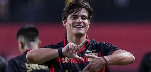 
          Imagem ilustrativa da imagem Show de gols! Sport aplica 5x0 no Maguary e se aproxima da liderança
          