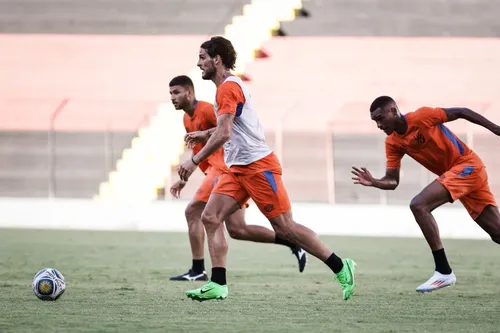 
          Imagem ilustrativa da imagem Sport e Náutico iniciam caminhada rumo ao título da Copa do Nordeste 2025
          