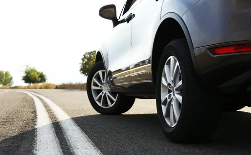 
          Imagem ilustrativa da imagem Venda de veículos automotores sobe 6% em janeiro em comparação a 2024
          