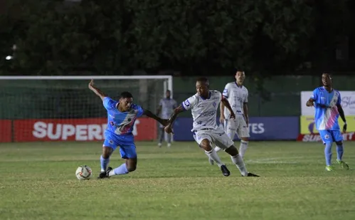 
          Imagem ilustrativa da imagem Vitória na bronca com a arbitragem
          