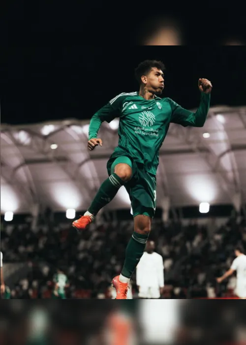 Imagem ilustrativa da imagem Após Neymar, Roberto Firmino é mais um brasileiro excluído por seu time na liga saudita