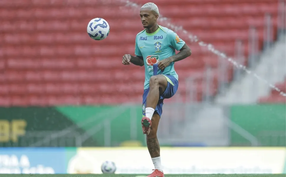 Imagem ilustrativa da imagem Brasil x Argentina: Dorival aposta em Wesley para o jogo desta terça