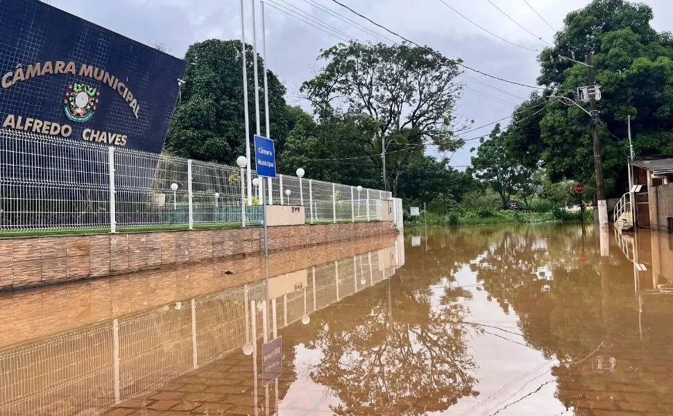 Imagem ilustrativa da imagem Chuva deixa feridos e provoca deslizamentos no ES