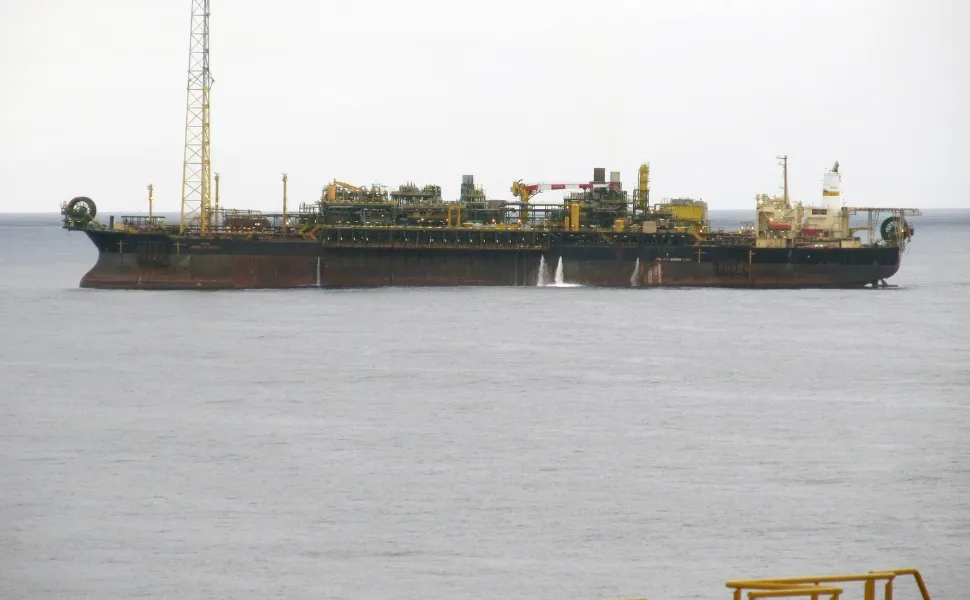 Imagem ilustrativa da imagem Espírito Santo vai receber R$ 5,5 bi em novos investimentos no setor de petróleo