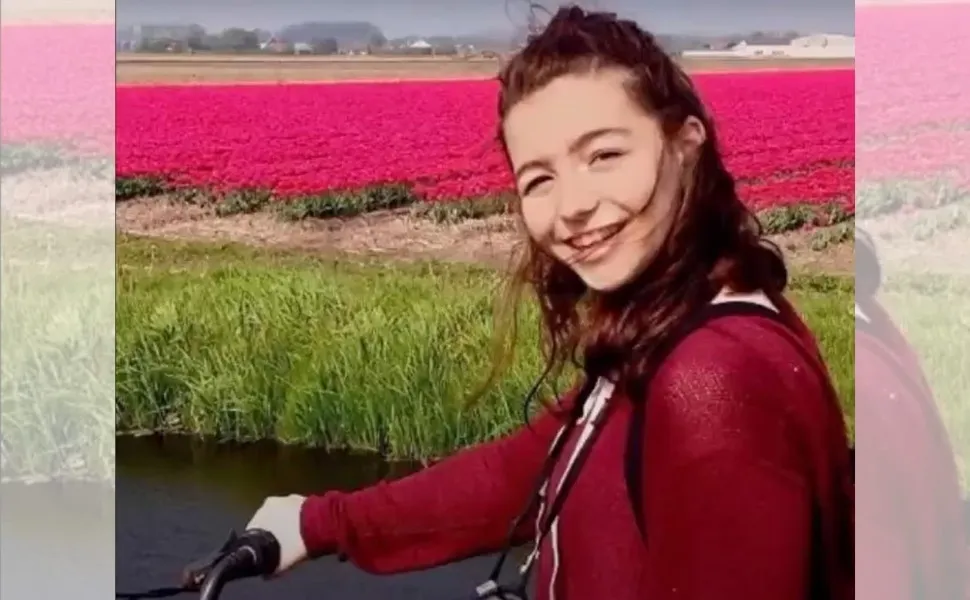 Imagem ilustrativa da imagem Ex-atriz mirim Sophie Nyweide, de 'Noé', morre aos 24 anos
