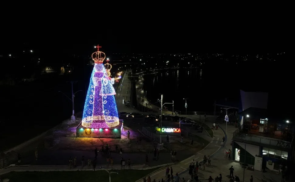 Imagem ilustrativa da imagem Imagens gigantes de Nossa Senhora da Penha iluminam pontos da Grande Vitória