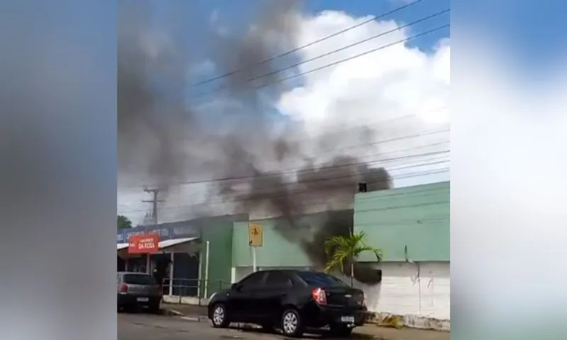 Imagem ilustrativa da imagem Incêndio atinge laboratório de hospital em Igarassu, no Grande Recife