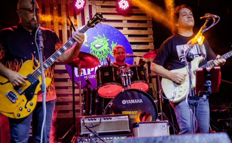 Imagem ilustrativa da imagem Mais de 30 tipos de cerveja e música em São Mateus