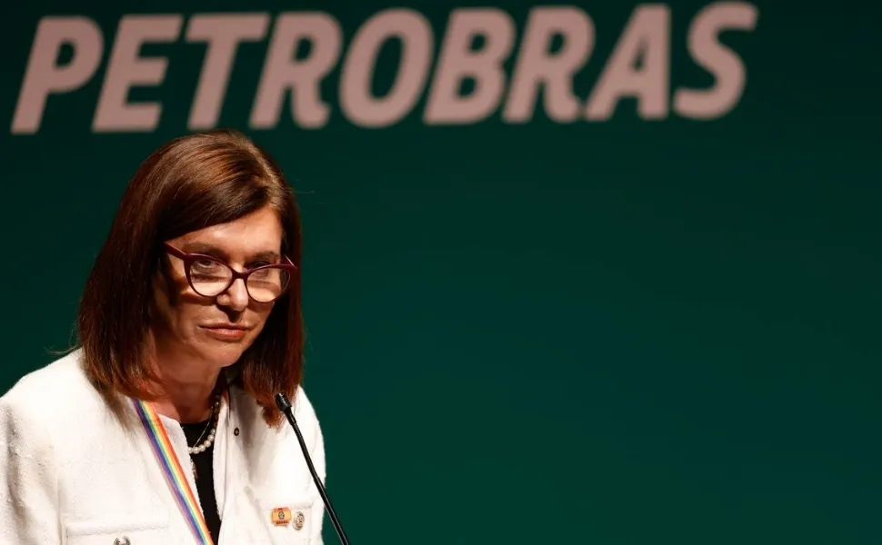 Imagem ilustrativa da imagem Petrobras reduz preço do diesel em R$ 0,17 a partir de 1º de abril