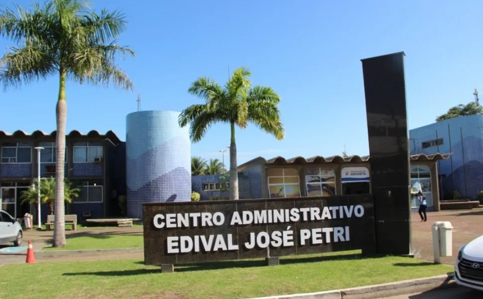 Imagem ilustrativa da imagem Prefeitura de Anchieta suspende licitação após decisão do Tribunal de Contas
