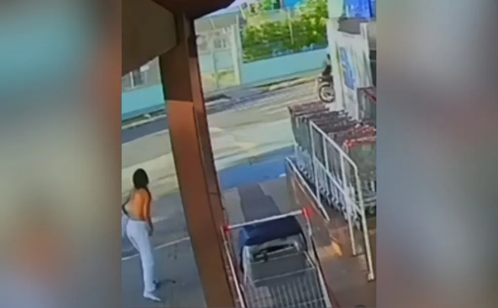 Imagem ilustrativa da imagem VÍDEO | Jovem pula do 2º andar de supermercado para fugir de assalto na Serra