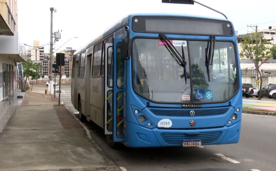 Imagem ilustrativa da imagem Violência em Vitória altera quase 20 linhas de ônibus nesta quinta