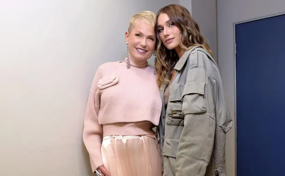 Imagem ilustrativa da imagem Xuxa diz que dá banho em Sasha até hoje 'como se fosse criancinha'