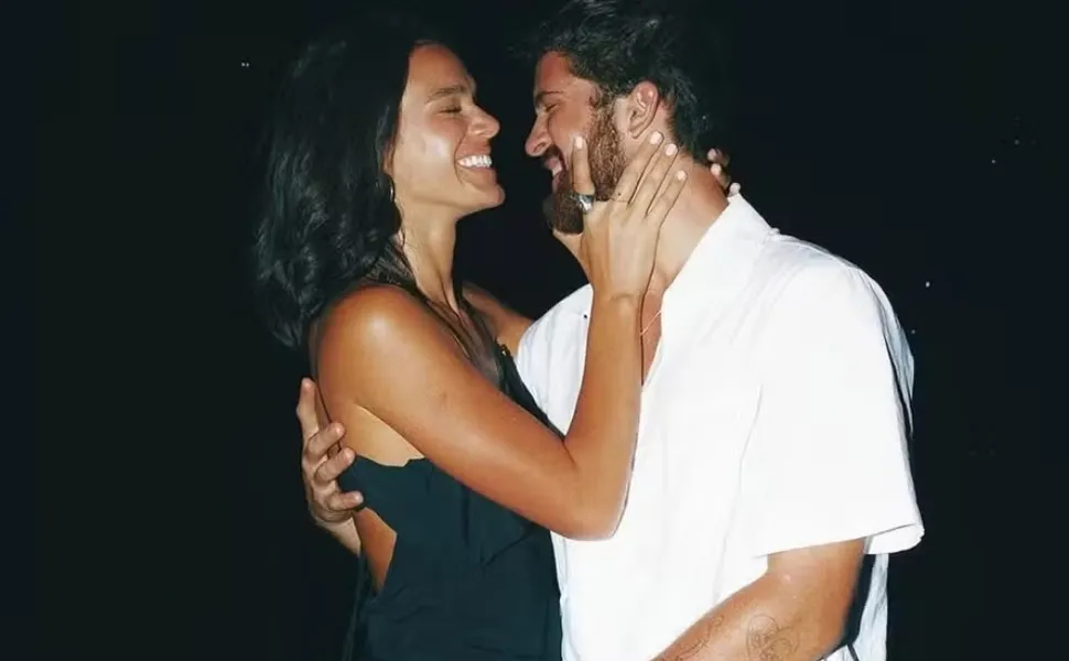 Imagem ilustrativa da imagem Bruna Marquezine e João Guilherme terminam namoro: 'Caminhos separados'