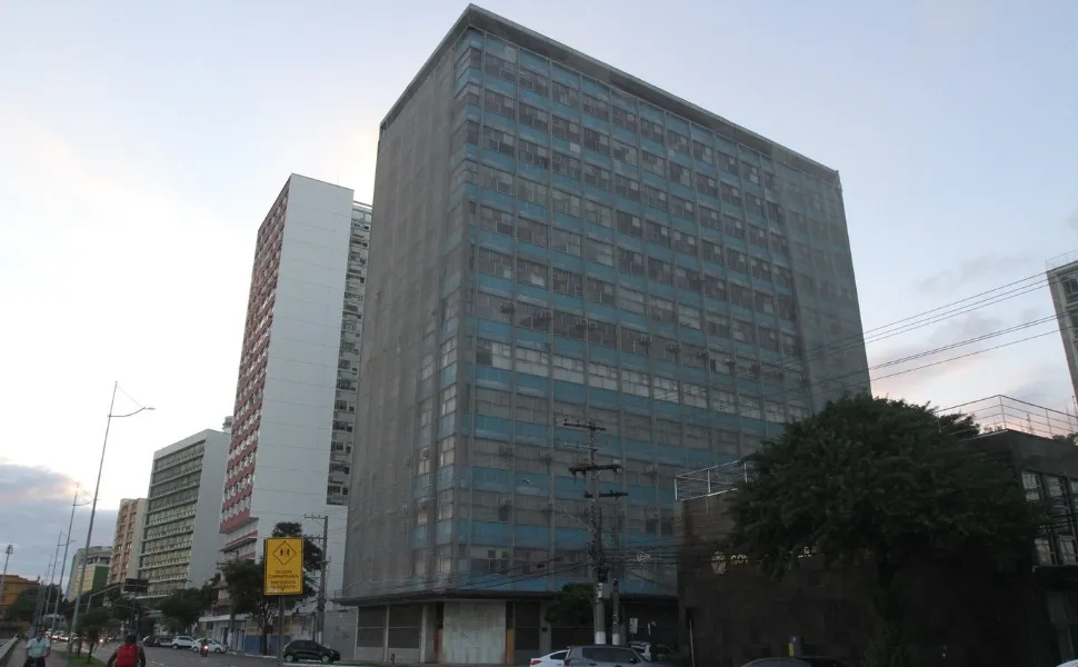 Imagem ilustrativa da imagem Caixa cede prédio no Centro para a Câmara de Vitória