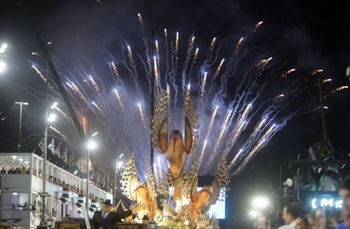 Imagem ilustrativa da imagem Carnaval 2025: Beija-Flor é campeã no Rio