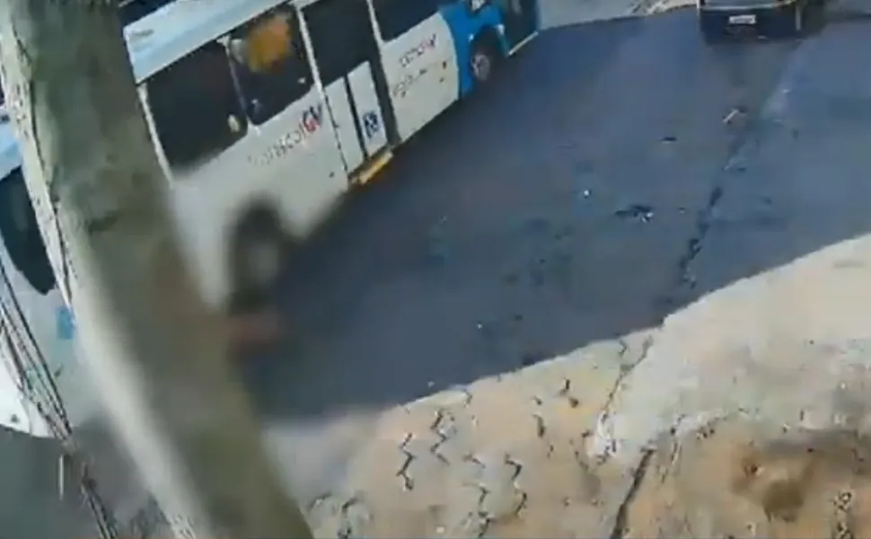 Imagem ilustrativa da imagem Ciclista morre após ser atropelado por ônibus em Vila Velha