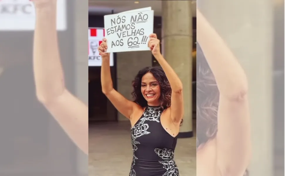 Imagem ilustrativa da imagem Claudia Ohana protesta contra o etarismo na Avenida Paulista