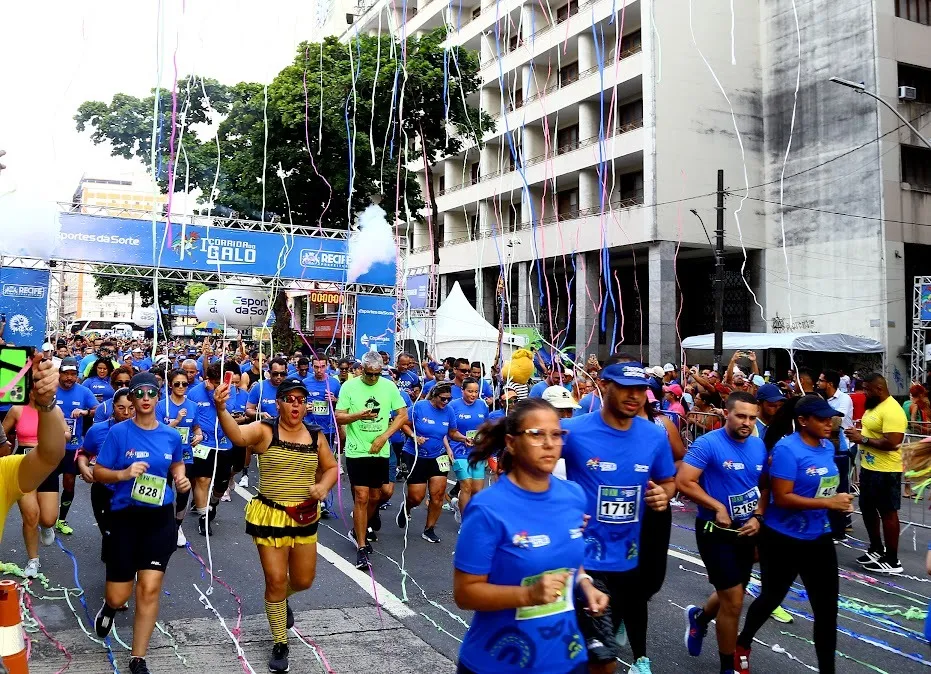 Imagem ilustrativa da imagem Corrida do Galo da Madrugada acontece neste domingo (16)