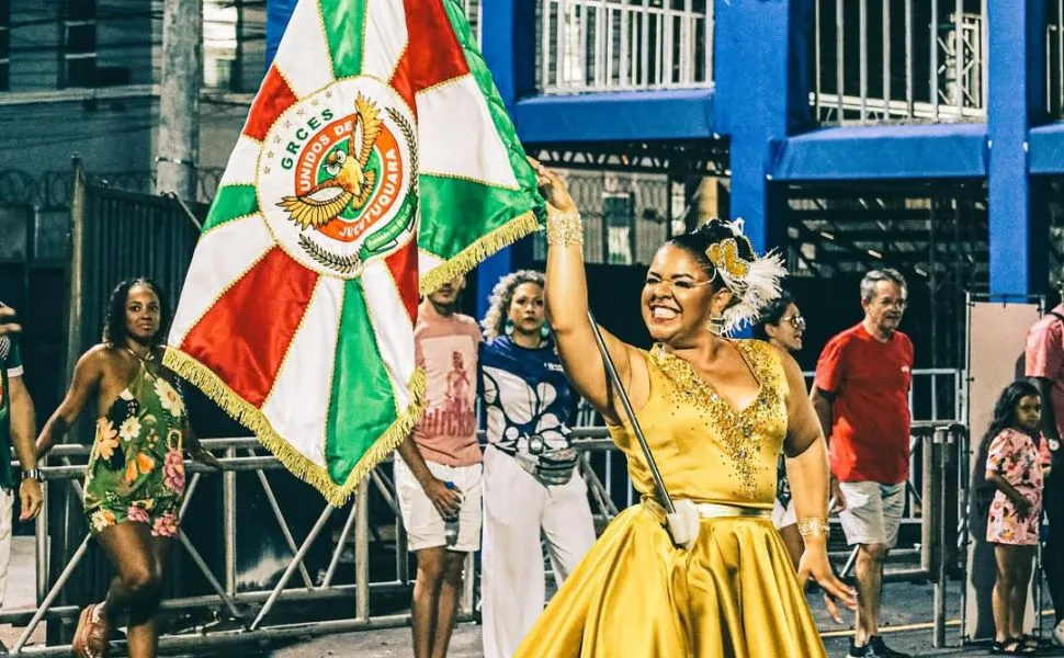 Imagem ilustrativa da imagem Desfile de estrelas e campeãs no grupo Especial do Carnaval de Vitória