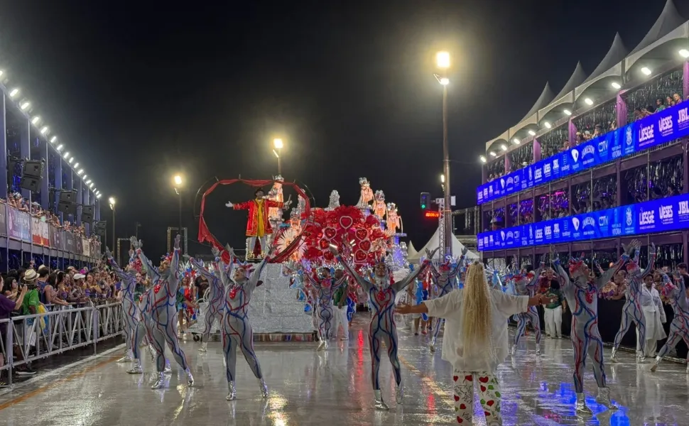 Imagem ilustrativa da imagem Desfiles das Escolas de Samba: campeã será revelada nesta quarta-feira