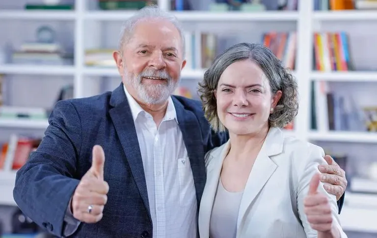 Imagem ilustrativa da imagem Gleisi Hoffmann virá ao Estado. E Lula?
