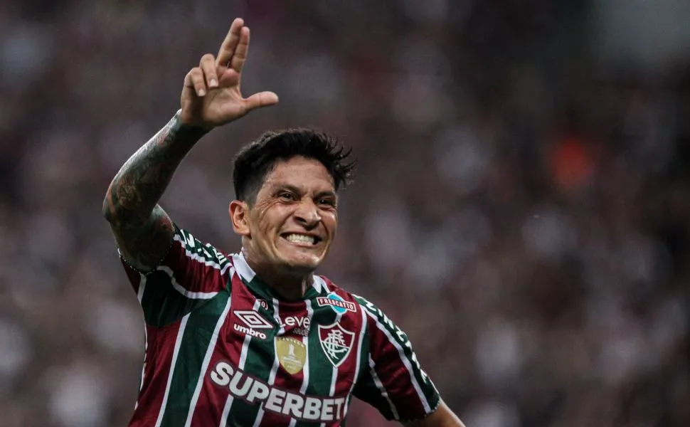 Imagem ilustrativa da imagem Gringos deixam o Flu vivo no Carioca