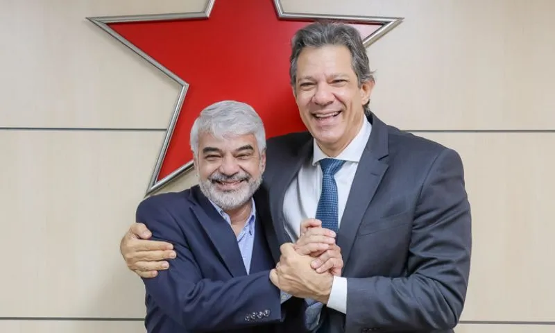 Imagem ilustrativa da imagem Humberto Costa assume PT nacional com desafio de consolidar a base aliada para 2026