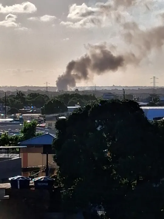 Imagem ilustrativa da imagem Novo incêndio atinge a Gerdau/Aço Norte no bairro do Curado