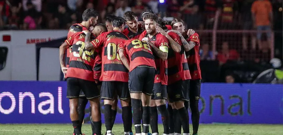 Imagem ilustrativa da imagem Sport enfrenta o Vasco em busca da primeira vitória na Série A