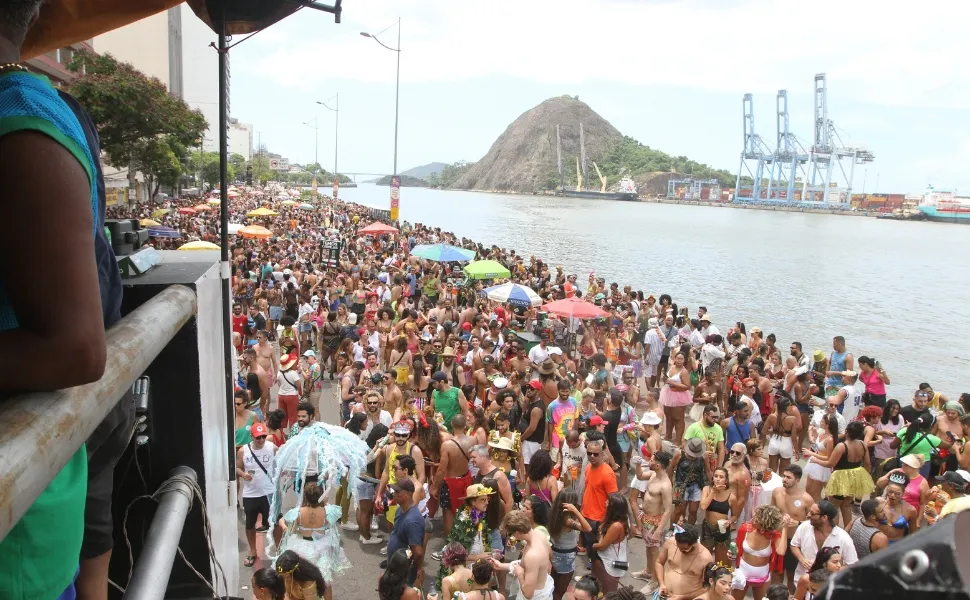 Imagem ilustrativa da imagem Vai chover no Carnaval? Confira a previsão do tempo para os dias de folia