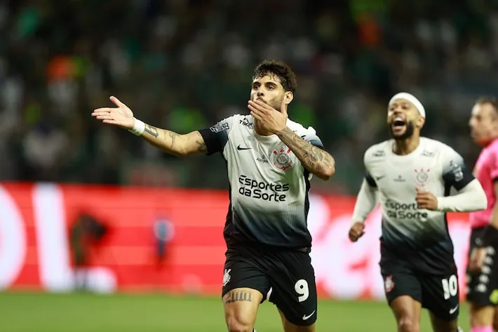 Imagem ilustrativa da imagem ‘Yuri Alberto melhor do Brasil’ e ‘Estêvão no bolso’: os memes da vitória do Corinthians no dérbi