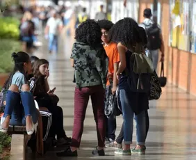 Imagem ilustrativa da imagem Programa que oferta bolsas de estudo a negros tem inscrição prorrogada