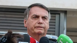 Imagem ilustrativa da imagem Câmara de Camaragibe rejeita título de cidadão a Bolsonaro
