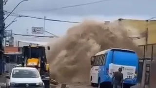 Imagem ilustrativa da imagem Três bairros da Zona Norte do Recife sem água por conta de vazamento em adutora