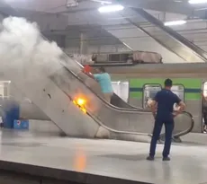Imagem ilustrativa da imagem VÍDEO: Ponta de cigarro causa princípio de incêndio no Metrô do Recife