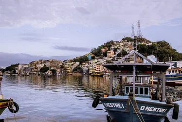Imagem ilustrativa da imagem A história da praia que desapareceu em Vitória vira filme