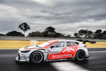 Imagem ilustrativa da imagem Aço de alta resistência revoluciona a Stock Car: estreia já tem data para acontecer