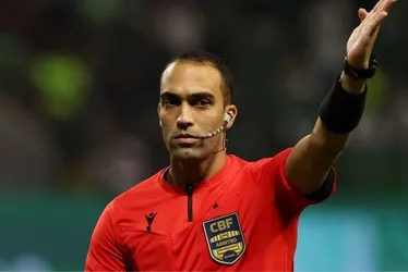 
          Imagem ilustrativa da imagem Último dia para se inscrever em curso para formar árbitros de futebol
          