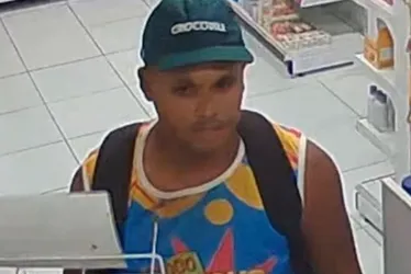 Imagem ilustrativa da imagem Assalto em Olinda: veja o que o criminoso fez em 3 minutos antes de fugir
