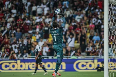 Imagem ilustrativa da imagem Ataques passam em branco no clássico entre Flamengo e Vasco no Maracanã