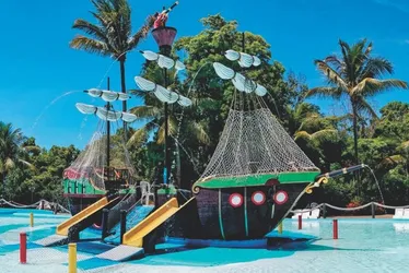 Imagem ilustrativa da imagem Atrações para todas as idades no parque aquático Acquamania, em Guarapari