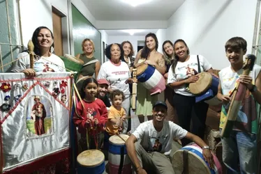 Imagem ilustrativa da imagem Aulas de musicalização para preservar a tradição do congo em Guarapari