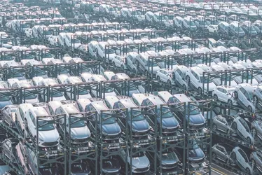 Imagem ilustrativa da imagem BYD supera Tesla e vira líder em carros elétricos
