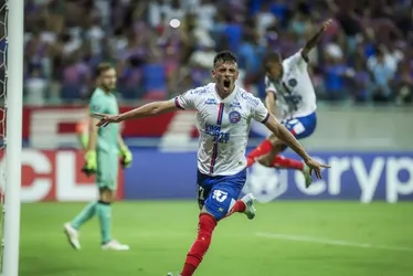 Imagem ilustrativa da imagem Bahia sufoca, bate The Strongest em casa e vai à 3ª fase da Libertadores